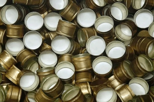 Nhôm phủ màu cho nắp chai